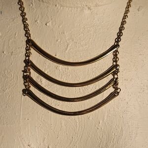 NWOT Jessica Simpson Elegant Gold Necklace